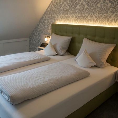 Weingut Stiftshof Hotel Enkirch Kültér fotó