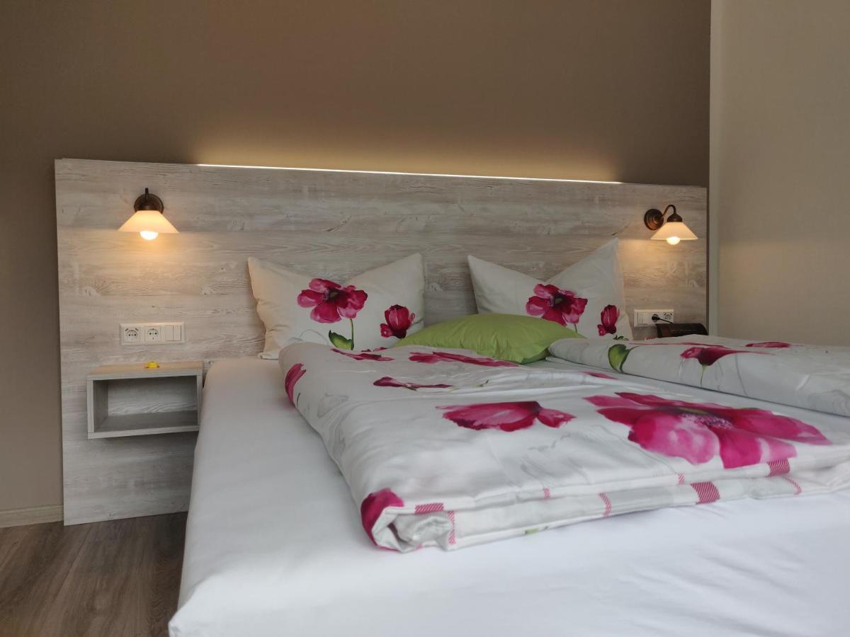 Weingut Stiftshof Hotel Enkirch Kültér fotó